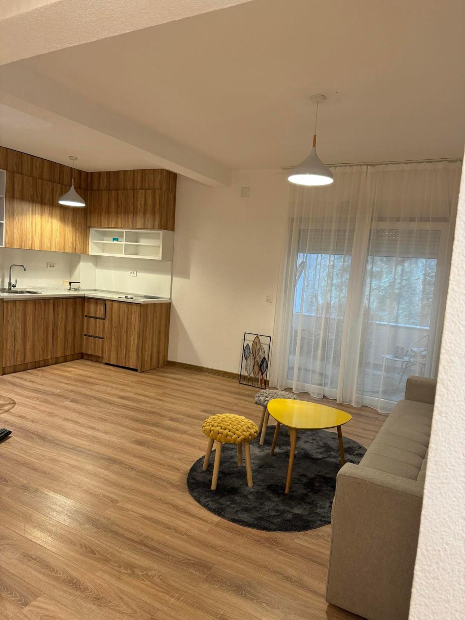 Apartments Casa Pineta Ulcinj Esterno foto